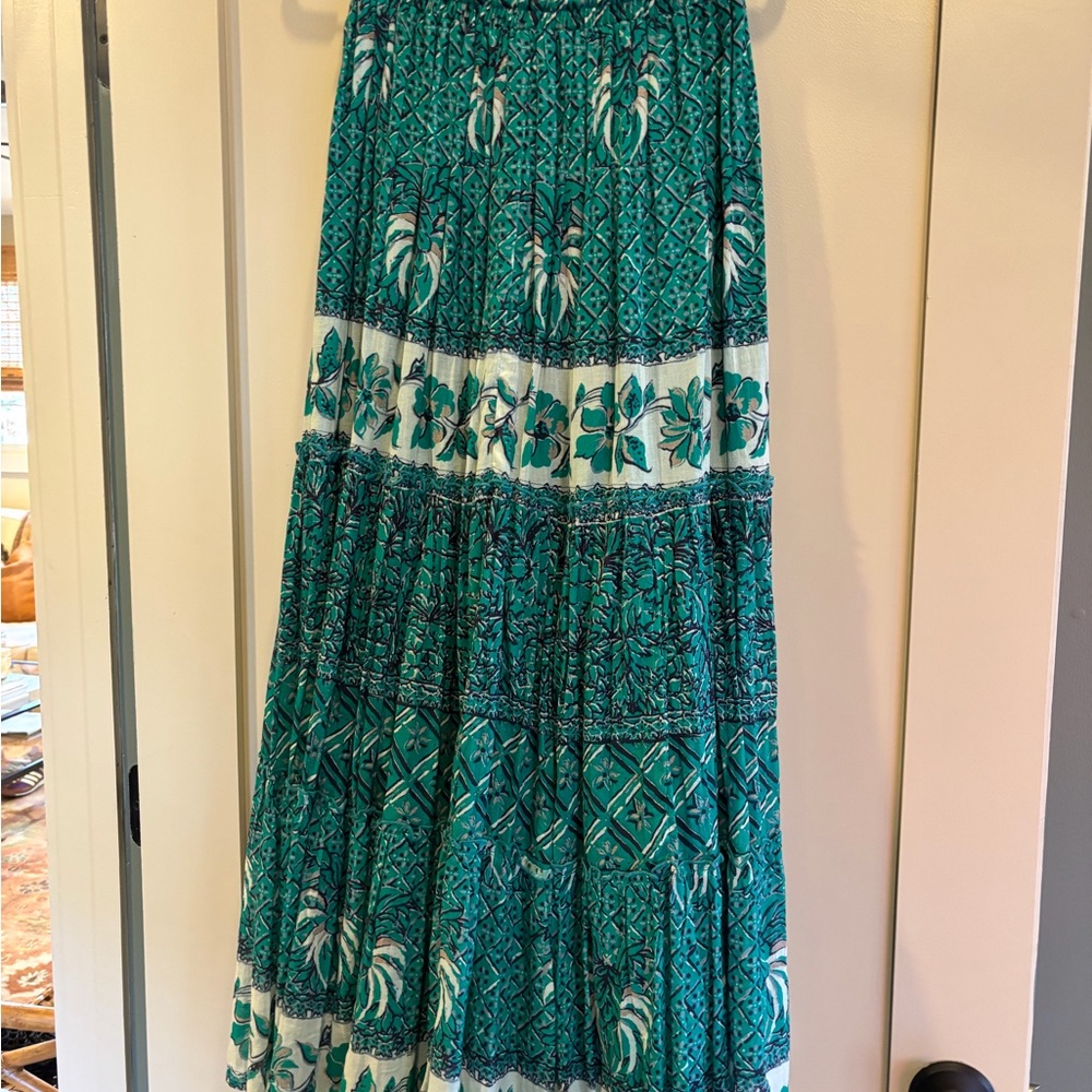 Chic Teal Floral Maxi Skirt - Picture 3 of 4
